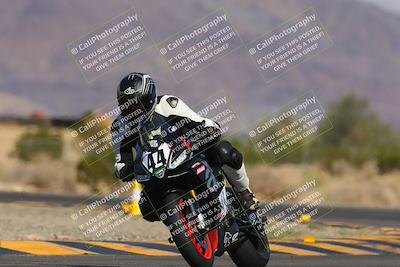 media/Nov-06-2023-Moto Forza (Mon) [[ce023d0744]]/3-Intermediate Group/Session 3 (Turn 5)/